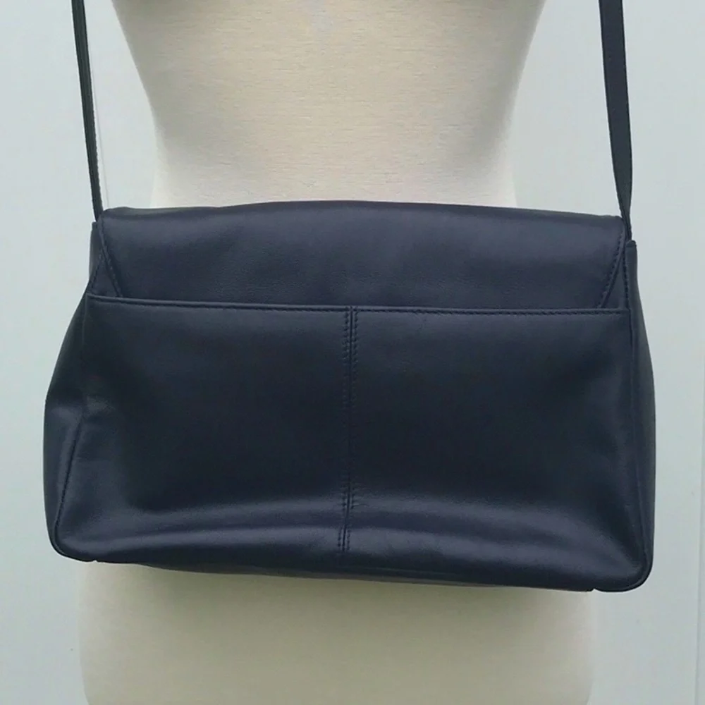 Vintage Etienne Aigner Leather Navy Blue Shoulder Bag with Gold Accents - Picture 6 of 16
